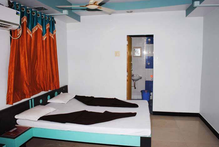 Hotel Shree Rudraksh, Somnath 4